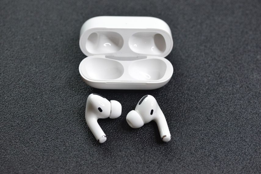 Pros and Cons of AirPods